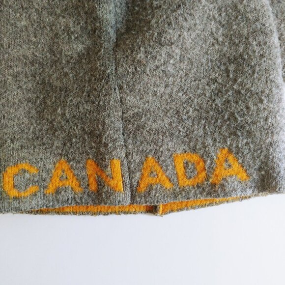 Canadiana Knit 1/4 Zip Canada Sweater size 2T - Picture 8 of 10